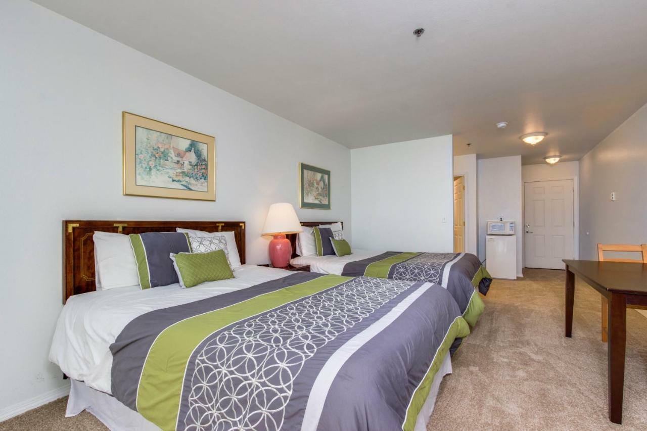 Sandstone Point Hotel Lincoln City Phòng bức ảnh